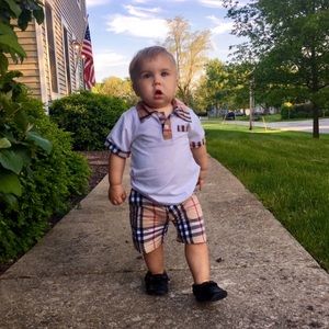 Knock-Off Burberry Outfit